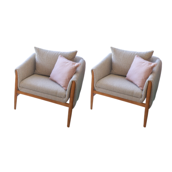 Jogo de Poltronas Eva Tecido Boucle cor Bege claro com Base e Bracos de Madeira Clara - SOB ENCOMENDA